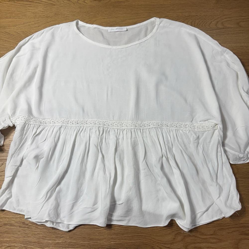 Womens White Whimsical Fairy Style Loose Fut Shirt - Size Large (approx)